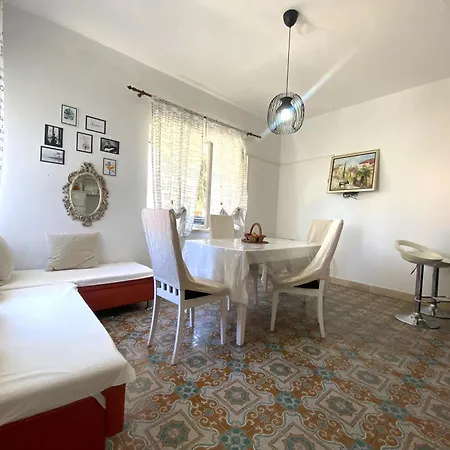 Lavender Rooms&apartment Hvar Apartman